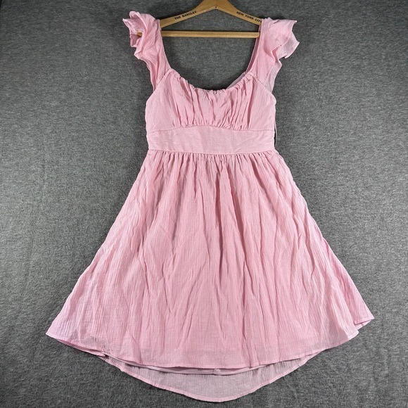 Blu Pepper Dresses & Skirts - NWT Blu Pepper Size L Pink Open Tie Back Summer Beach Lined Ruffle Sleeve